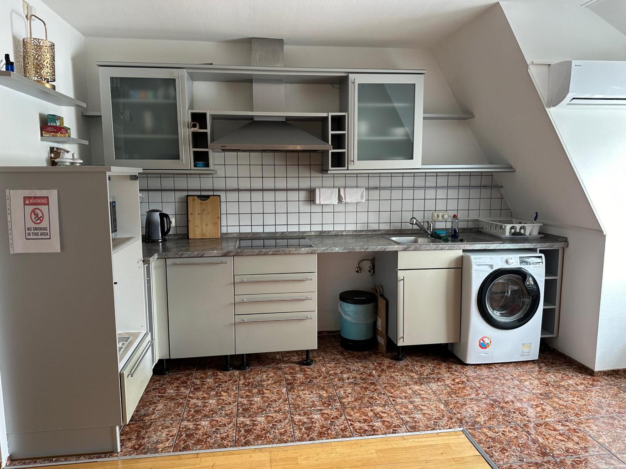 Grosses Apartment Im Dg Leipzig Extérieur photo